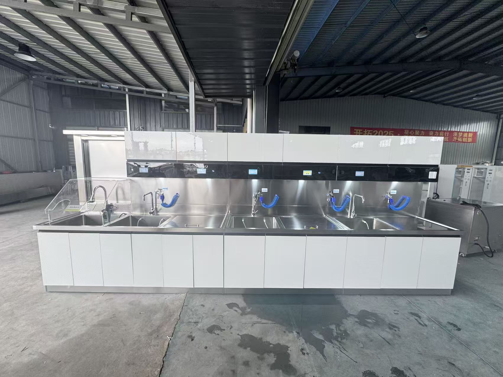 060b81fc1aec65e78f1c308c3b770981